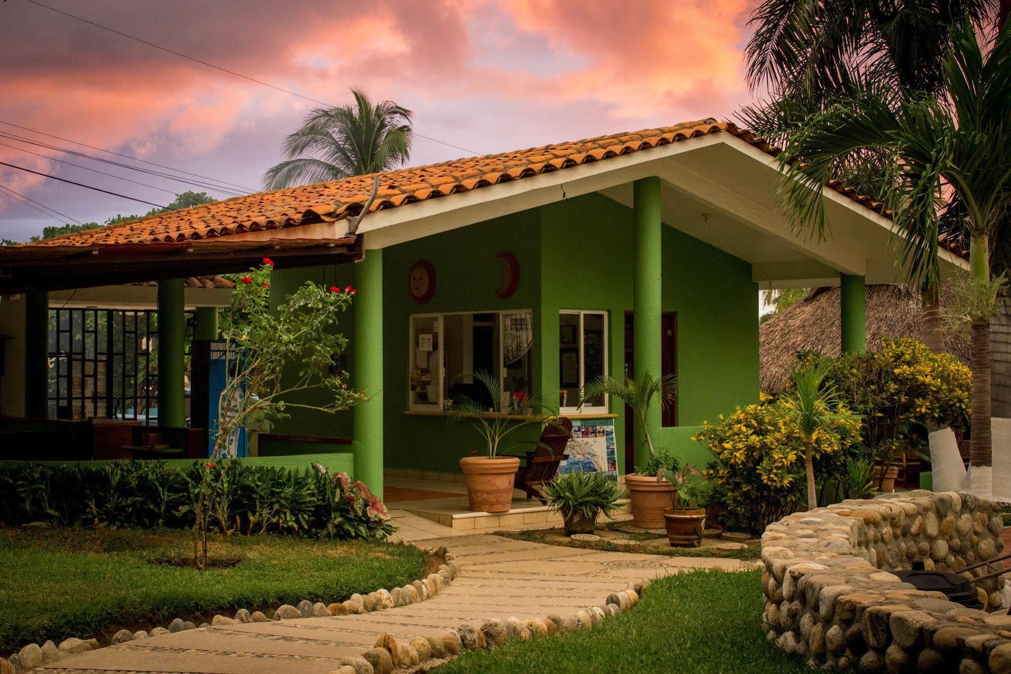 Hotel & Suites Punta Esmeralda Puerto Escondido  Exterior foto